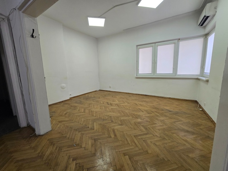 Дава под наем ОФИС, гр. София, Център, снимка 2 - Офиси - 53007507