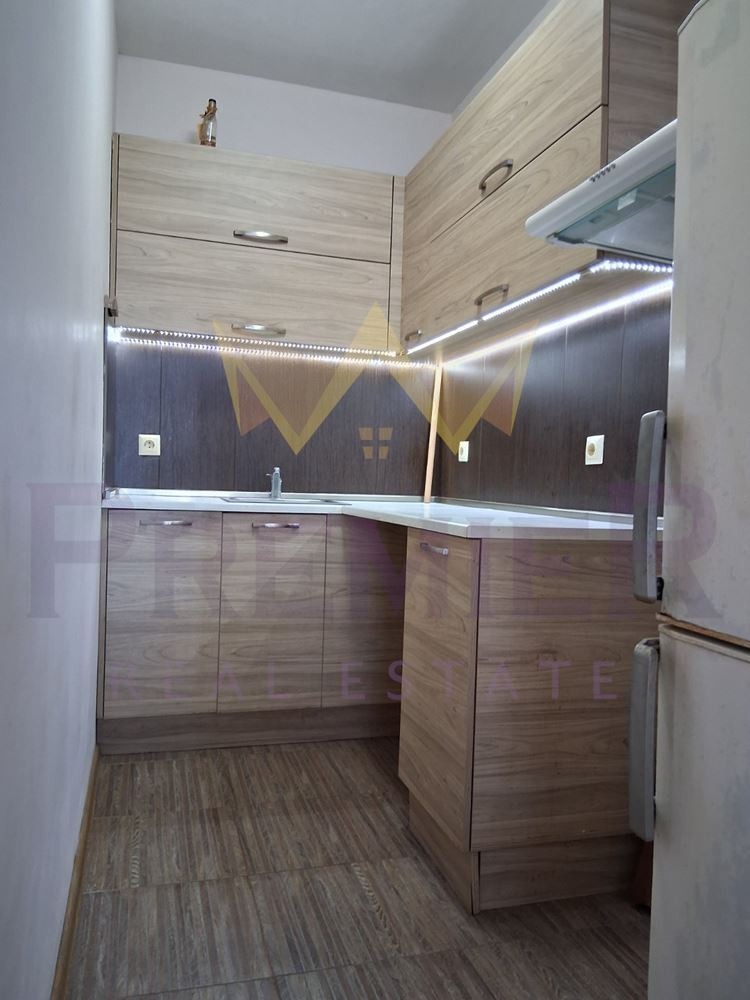 Дава под нем  2-стаен, град Варна, Виница •  300 EUR • ID 96292794 — holmes.bg - [1] 
