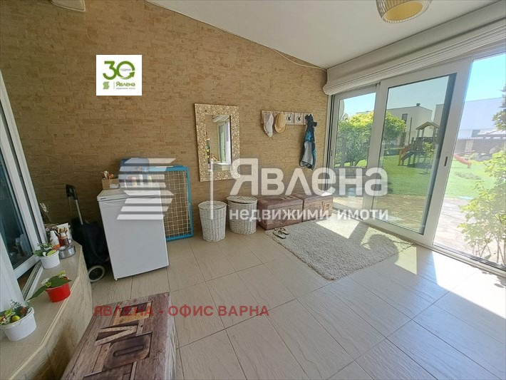 Издаје се  2 спаваће собе Варна , м-т Евксиноград , 97 м2 | 17885975 - слика [2]