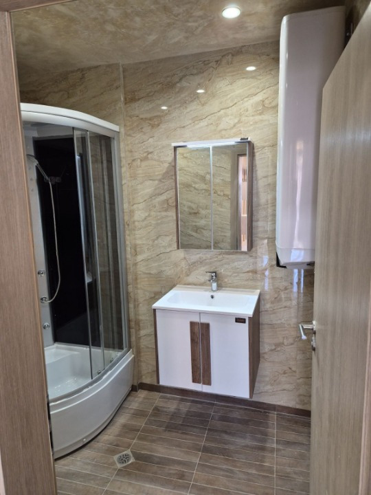 Дава под наем 3-СТАЕН, гр. София, Център, снимка 2 - Апартаменти - 54365063