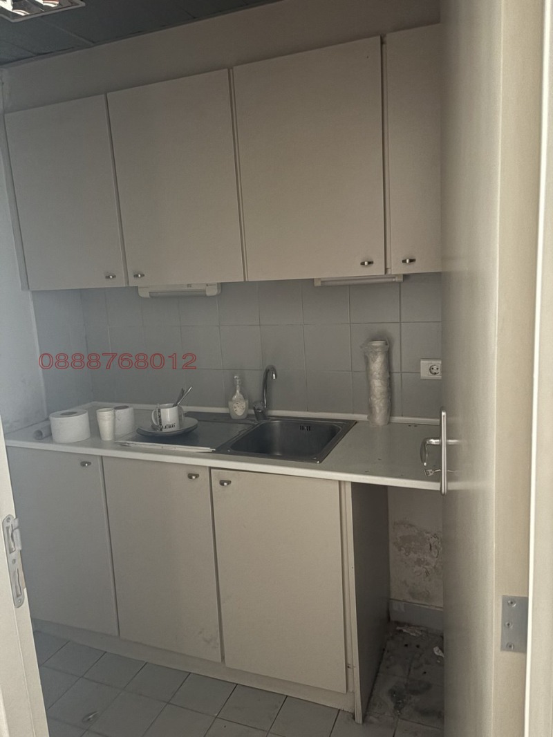 Дава под наем ОФИС, гр. Пловдив, Кършияка, снимка 4 - Офиси - 52783147