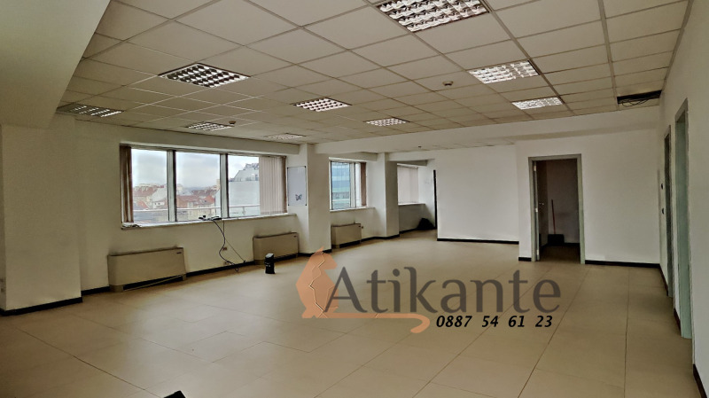 Дава под Наем ОФИС в град София, Център - 175 кв.м / 2 625 € » 5 134.05 лв., АТИКАНТЕ ЕСТЕЙТС