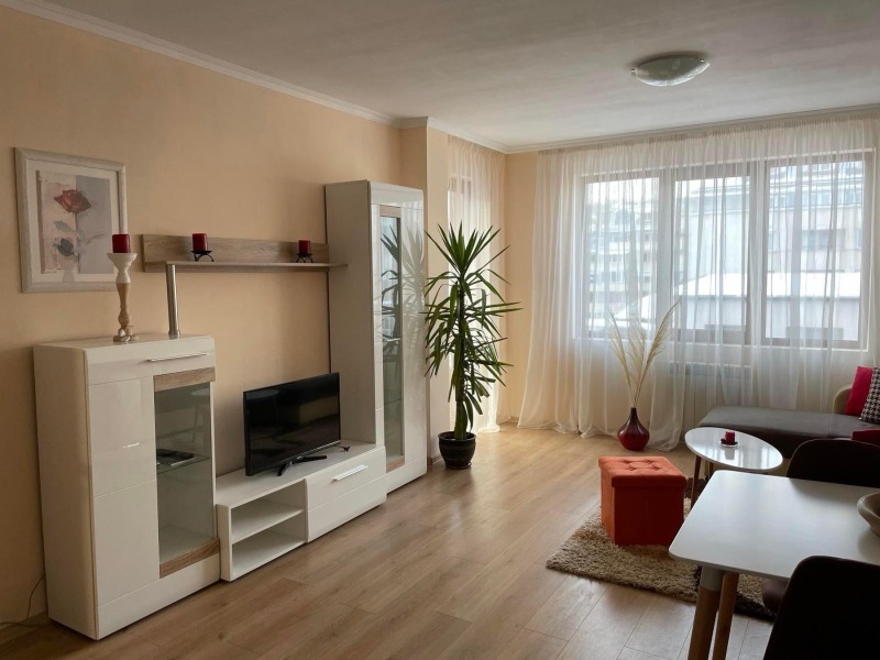 Zu vermieten  1 Schlafzimmer Sofia , Borowo , 62 qm | 36064879 - Bild [3]