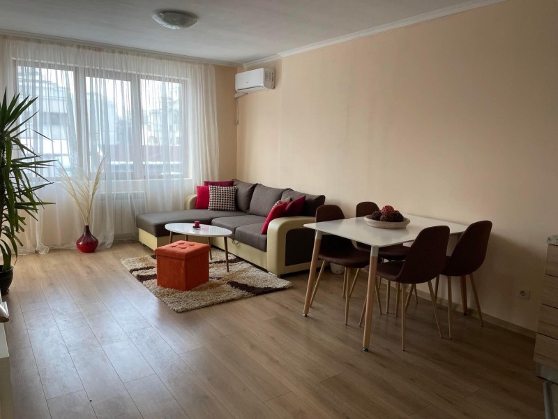 Para alugar  1 quarto Sofia , Borovo , 62 m² | 36064879