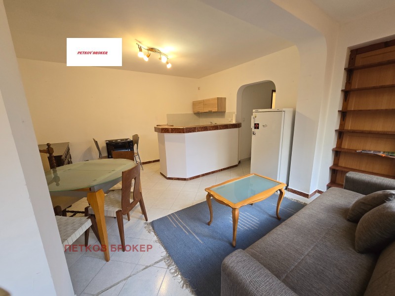 Дава под Наем 2-СТАЕН в град София, Лозенец - 50 кв.м / 500 € » 977.92 лв., ПЕТКОВ БРОКЕР
