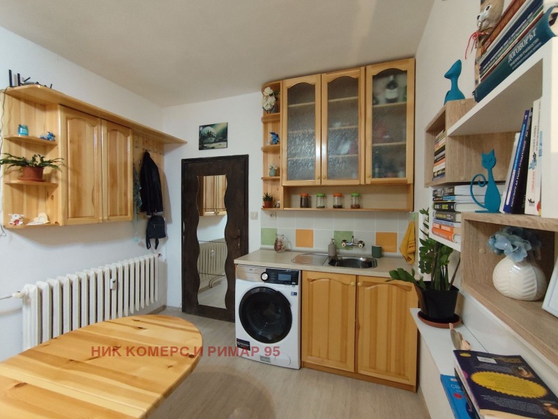 Дава под наем 1-СТАЕН, гр. София, Център