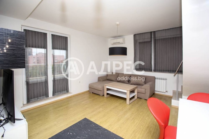 Дава под наем 3-СТАЕН, гр. София, Център