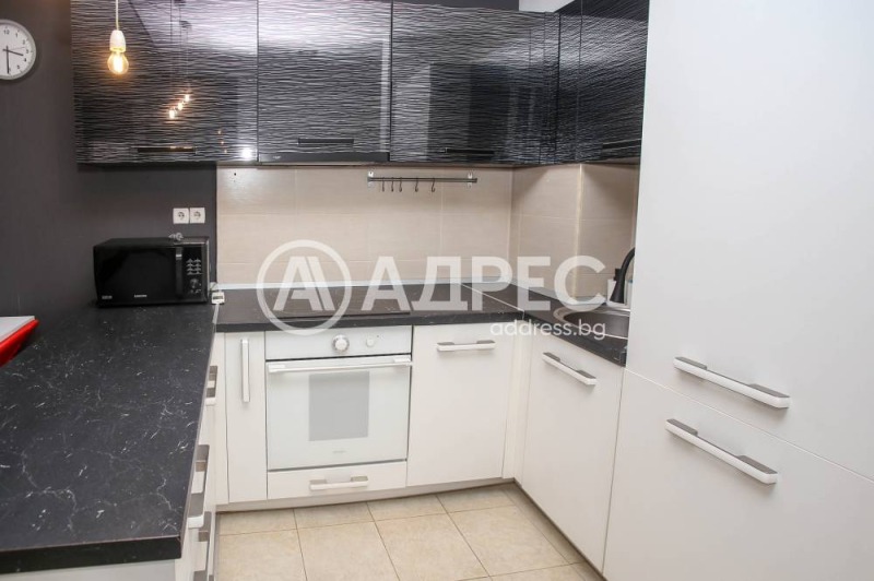 Дава под наем 3-СТАЕН, гр. София, Център, снимка 5 - Апартаменти - 52928946