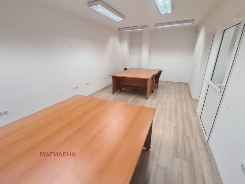Дава под наем  Офис град Пловдив , Гагарин , 120 кв.м | 23346600 - изображение [4]