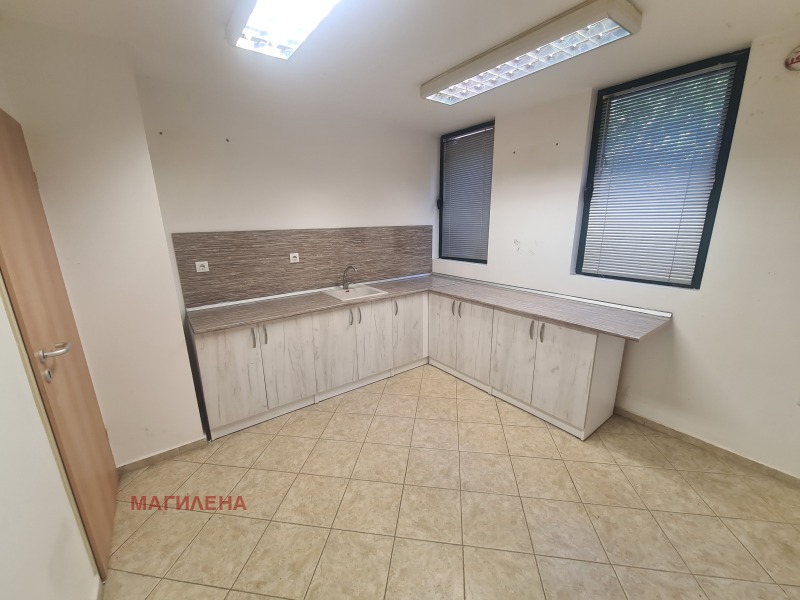 Дава под наем  Офис град Пловдив , Гагарин , 120 кв.м | 23346600 - изображение [6]