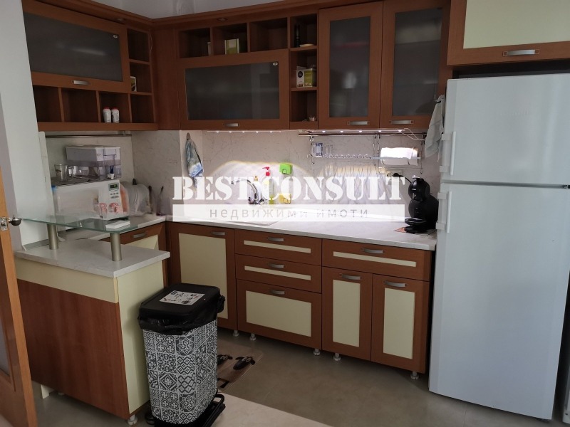 Дава под Наем 3-СТАЕН в град Русе, Център - 80 кв.м / 500 € » 977.92 лв., БЕСТ КОНСУЛТ