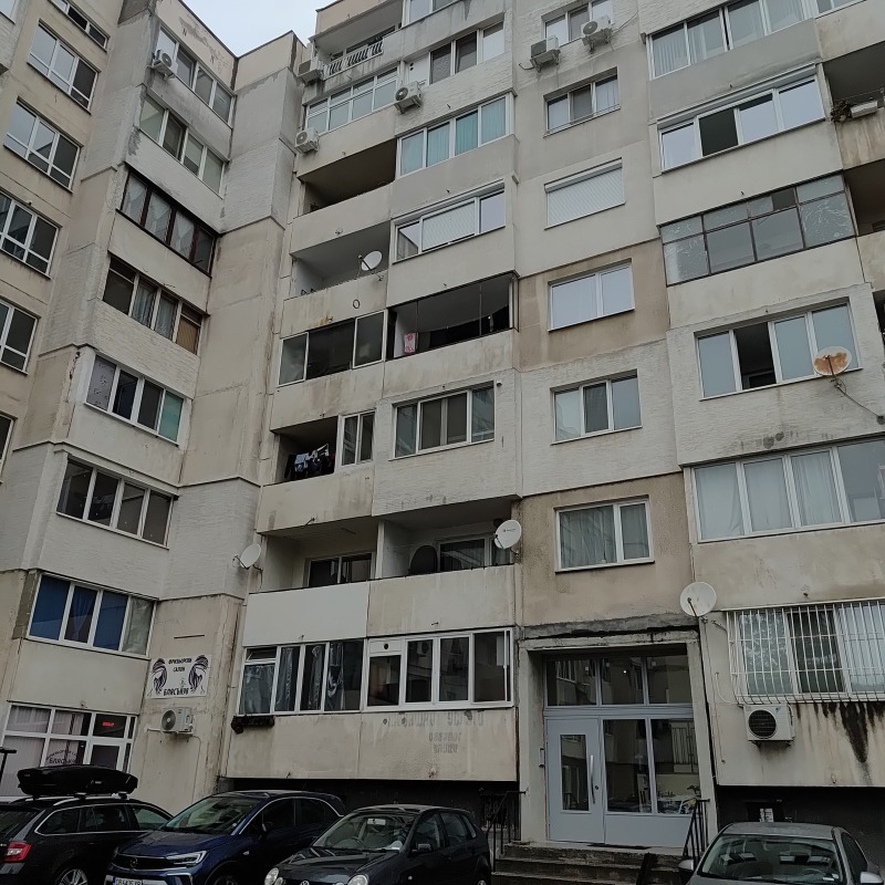 Til leie  1 soverom Sofia , Ilinden , 67 kvm | 75358232