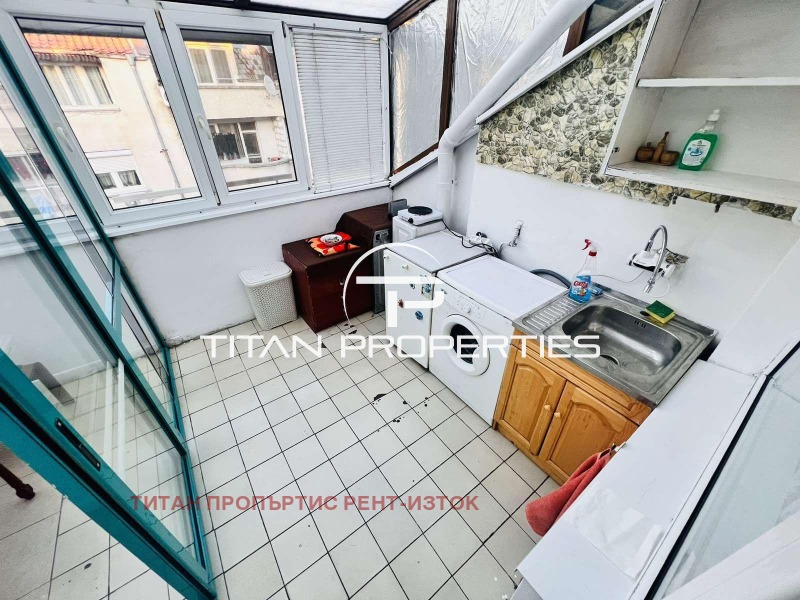 Дава под наем 2-СТАЕН, гр. Бургас, Възраждане, снимка 2 - Апартаменти - 53291517