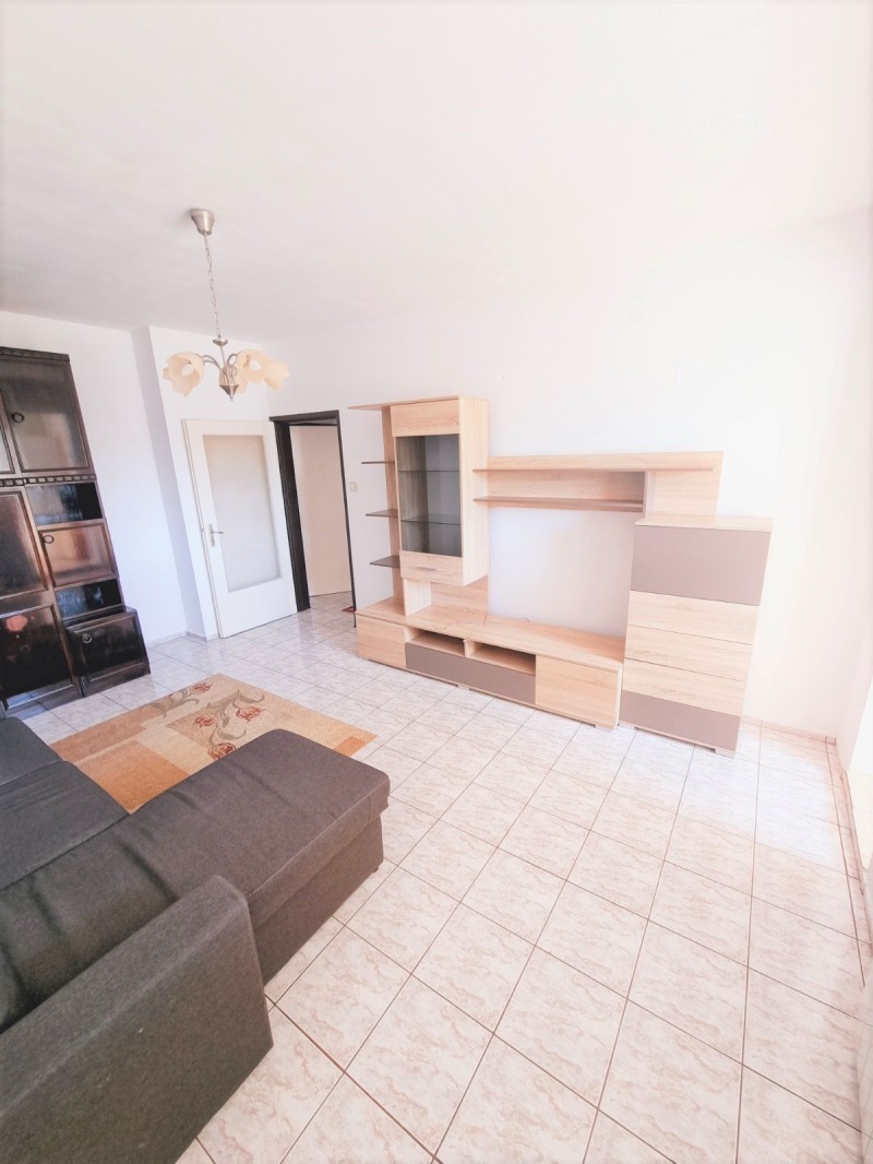Kiadó  Stúdió Sofia , Mladost 4 , 51 négyzetméter | 62352072 - kép [2]