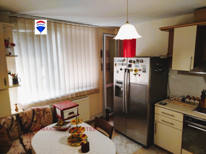 Дава под наем  2-стаен град Русе , Широк център , 80 кв.м | 91366589 - изображение [11]