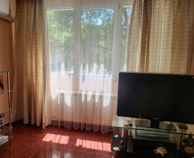 De inchiriat  3+ dormitor Sofia , Lagera , 117 mp | 82986024 - imagine [2]