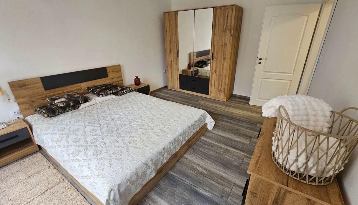 Дава под наем 3-СТАЕН, гр. Варна, Гръцка махала