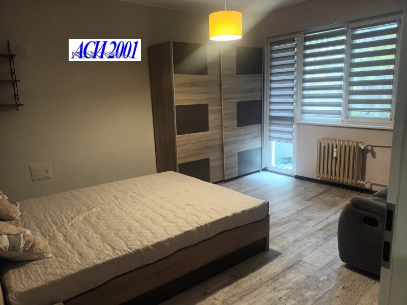 De inchiriat  Studio Sofia , Țentâr , 50 mp | 47582214 - imagine [8]