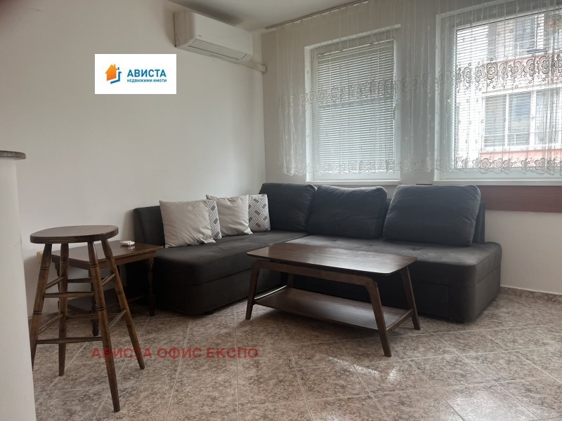Kiadó  1 hálószoba Sofia , Belite brezi , 48 négyzetméter | 80483125