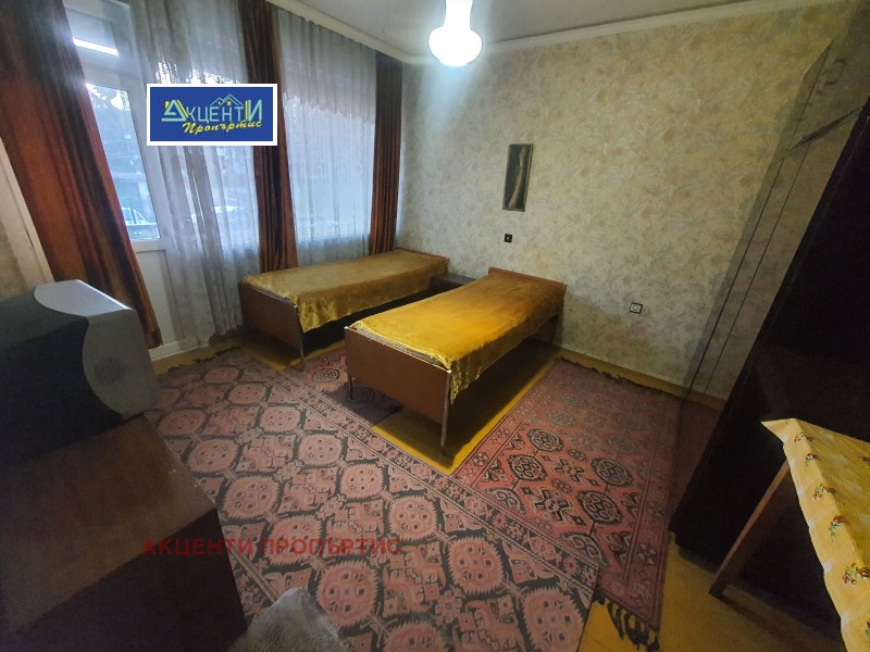 Издаје се  3+ спаваћа соба Велико Тарново , Центар , 120 м2 | 38565551 - слика [9]