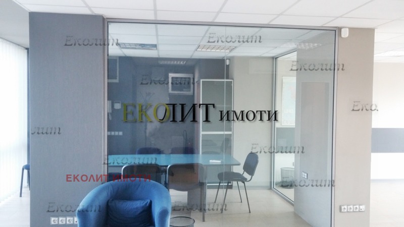 Da affittare  Ufficio Sofia , Borovo , 100 mq | 23360078