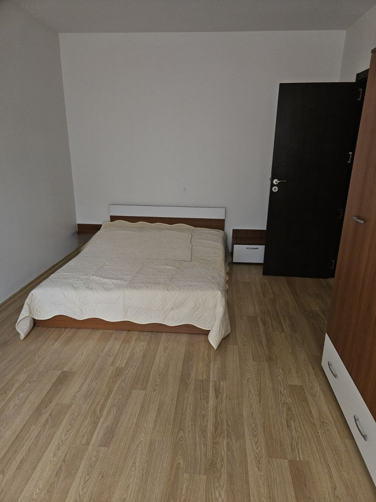 Дава под наем 2-СТАЕН, гр. София, Оборище, снимка 12 - Апартаменти - 56677802