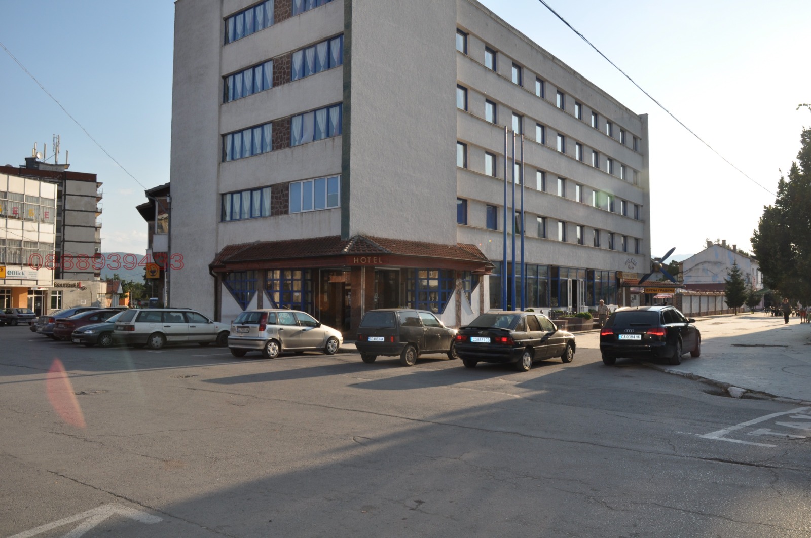 Дава под наем ХОТЕЛ, гр. Ихтиман, област София област, снимка 2 - Хотели - 54029108