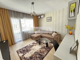 1 chambre Tsentar, Varna 1