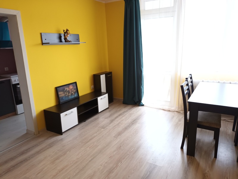 Te huur  1 slaapkamer Sofia , Gotse Deltsjev , 65 m² | 33448381 - afbeelding [2]