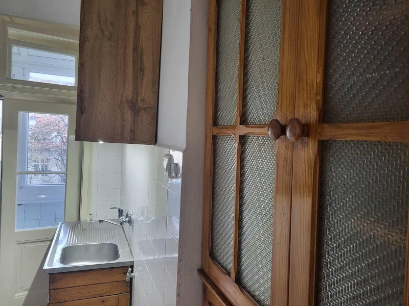 Do wynajęcia  1 sypialnia Sofia , Centar , 50 mkw | 37707806 - obraz [2]
