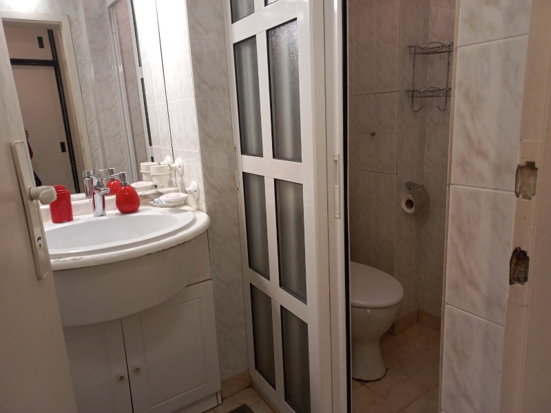 Дава под наем 2-СТАЕН, гр. София, Център, снимка 13 - Апартаменти - 52385186