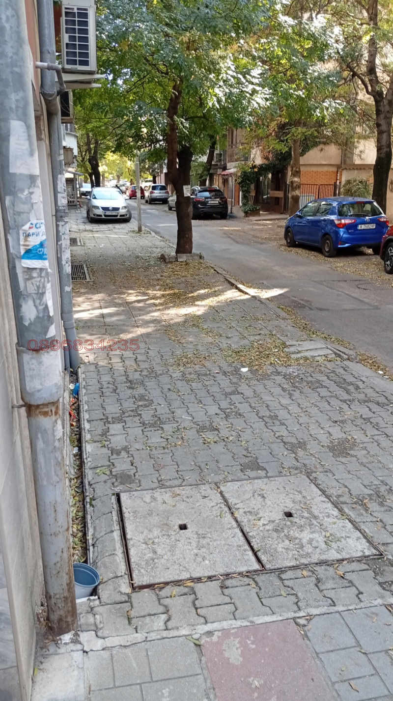 Дава под наем ГАРАЖ, ПАРКОМЯСТО, гр. София, Белите брези, снимка 5 - Гаражи и паркоместа - 53204978