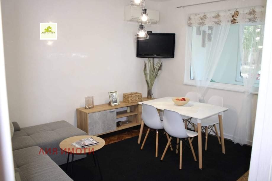 Дава под наем 3-СТАЕН, гр. Варна, Център