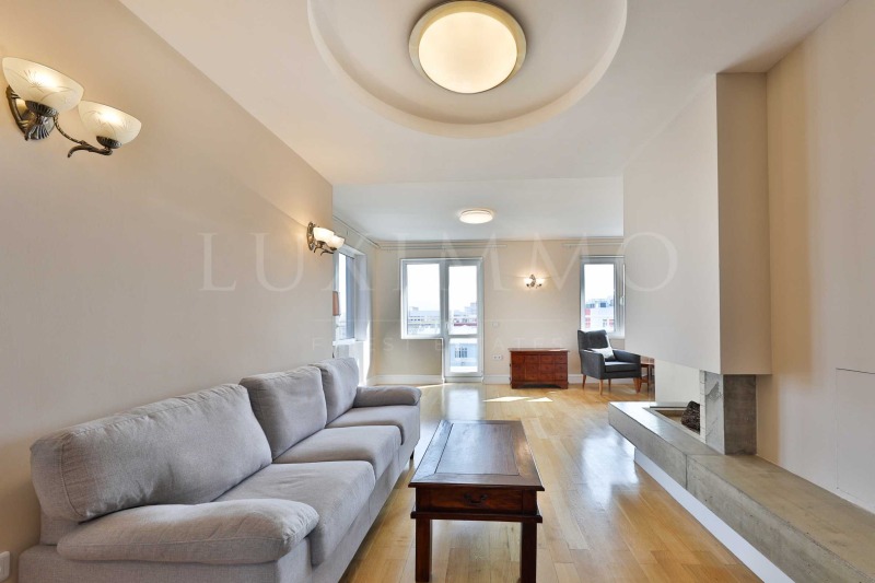 Дава под наем 3-СТАЕН, гр. София, Център, снимка 3 - Апартаменти - 53076134