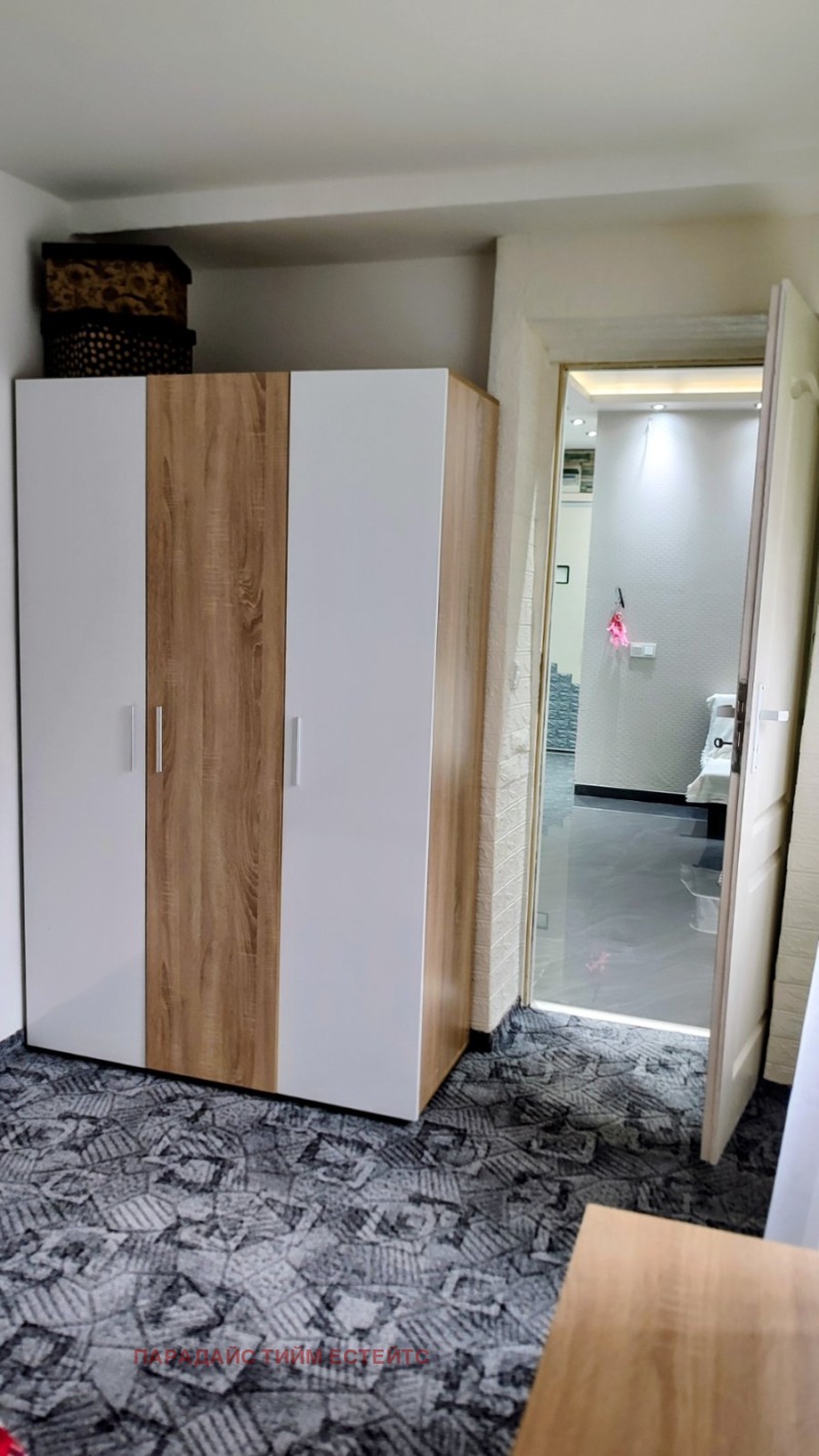 Дава под наем 4-СТАЕН, гр. София, Карпузица, снимка 3 - Апартаменти - 53227510