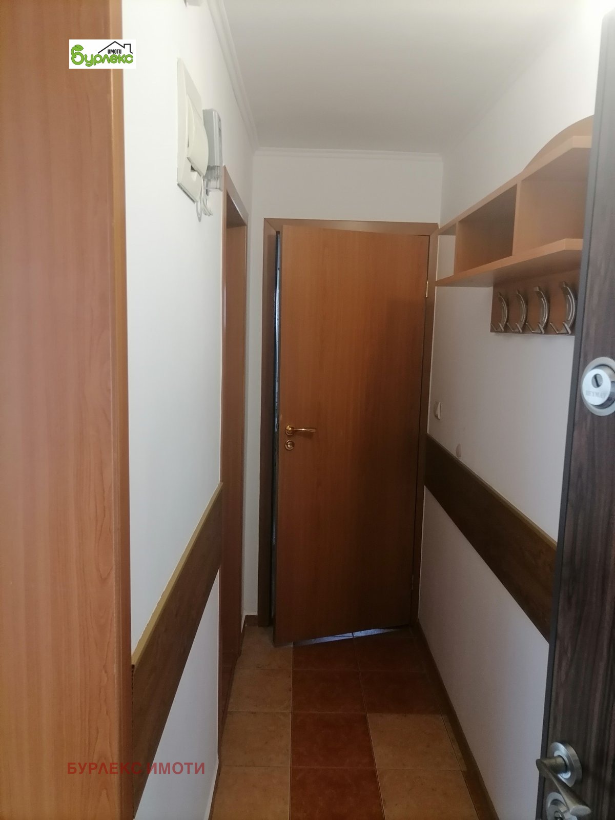 Дава под наем 2-СТАЕН, гр. Варна, ВИНС-Червен площад, снимка 9 - Апартаменти - 56158599