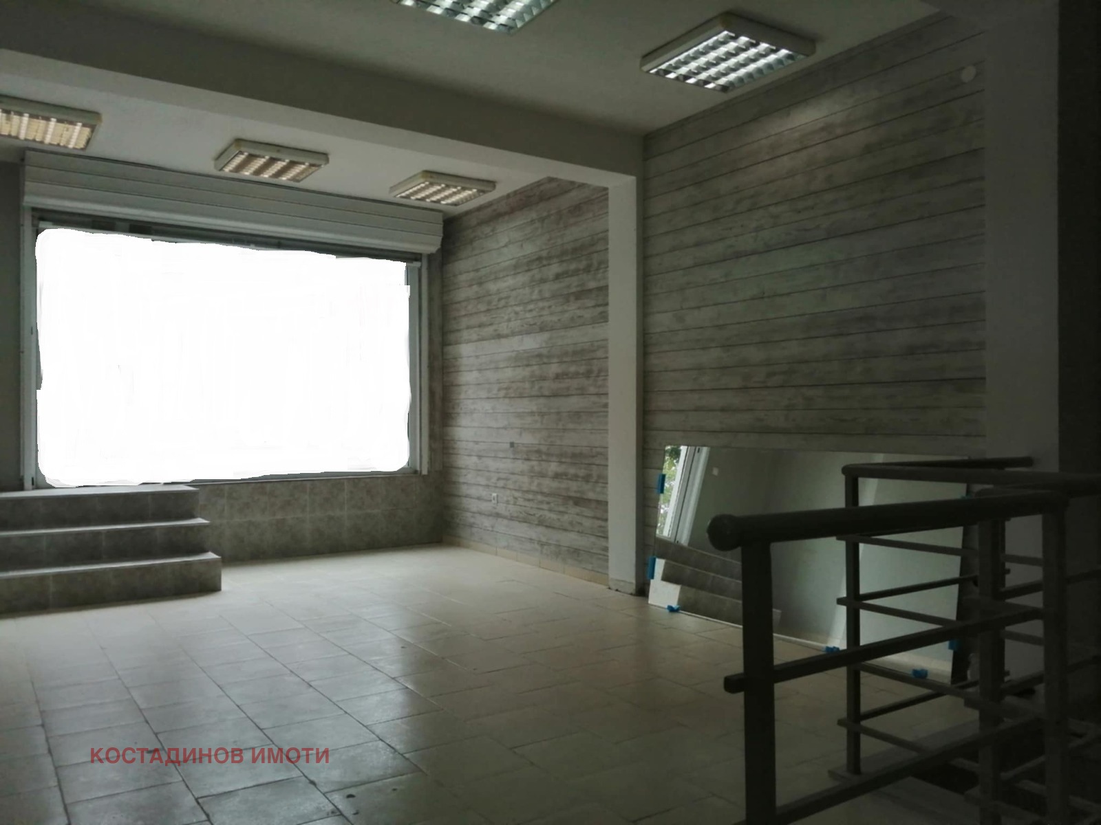 Дава под наем МАГАЗИН, гр. Пловдив, Център