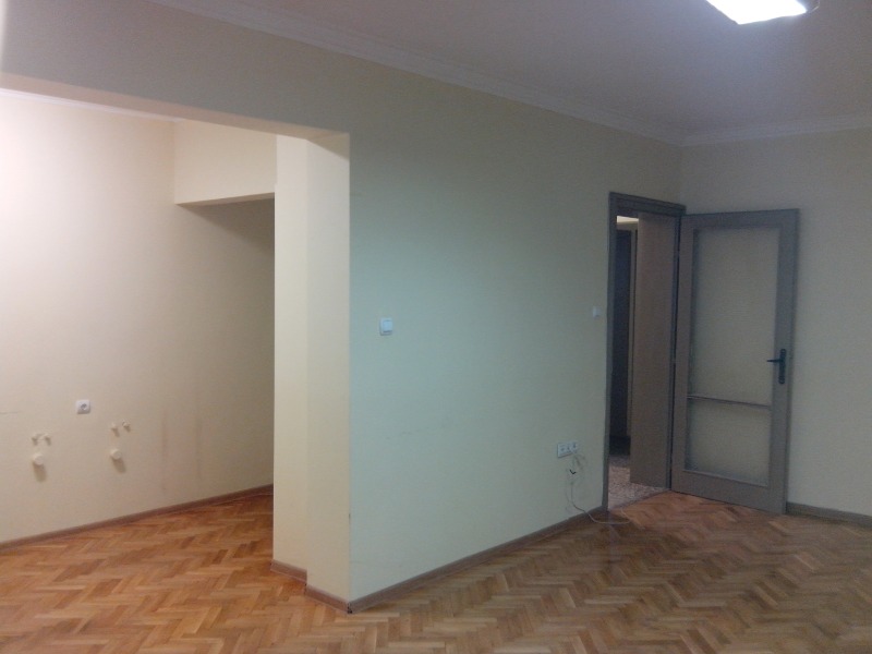 For Rent  1 bedroom Sofia , Geo Milev , 80 sq.m | 47608106 - image [3]