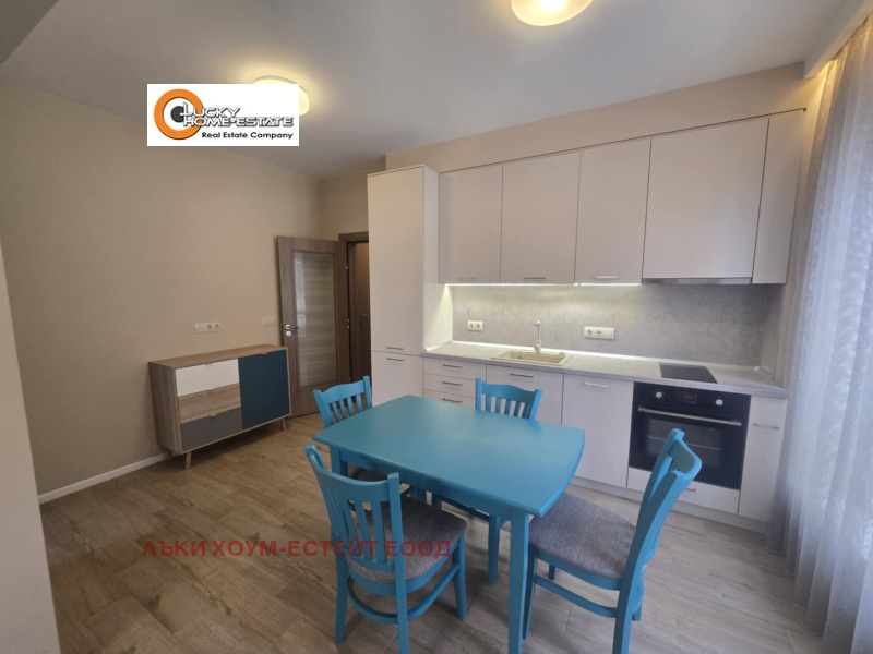 Дава под наем 3-СТАЕН, гр. София, Център, снимка 3 - Апартаменти - 52360739