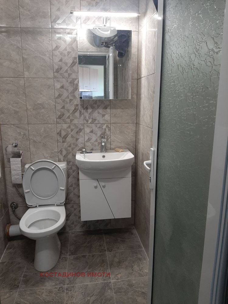 Дава под наем 2-СТАЕН, гр. Пловдив, Център, снимка 8 - Апартаменти - 53018744