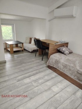 Stüdyo Mara Dençeva, Pleven