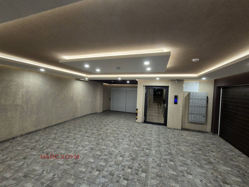 Te huur  Studio Sofia , Tsentar , 50 m² | 16099500 - afbeelding [6]