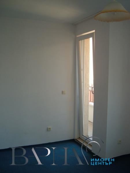Дава под наем 2-СТАЕН, гр. Варна, Левски 1, снимка 4 - Апартаменти - 53029565