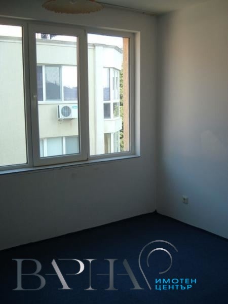 Дава под наем 2-СТАЕН, гр. Варна, Левски 1, снимка 3 - Апартаменти - 53029565