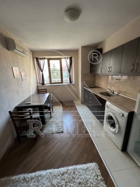 1 quarto Karchiiaka, Plovdiv