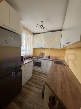 2 спаваће собе Колхозен пазар, Варна