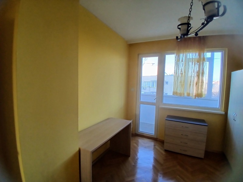 Дава под наем 4-СТАЕН, гр. Варна, Център, снимка 8 - Апартаменти - 53047587