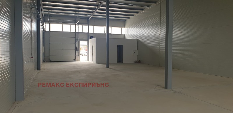 Под наем СКЛАД, град Пловдив, Индустриална зона - Изток • 3600 лв. / 1840.65 € • 54396074 1