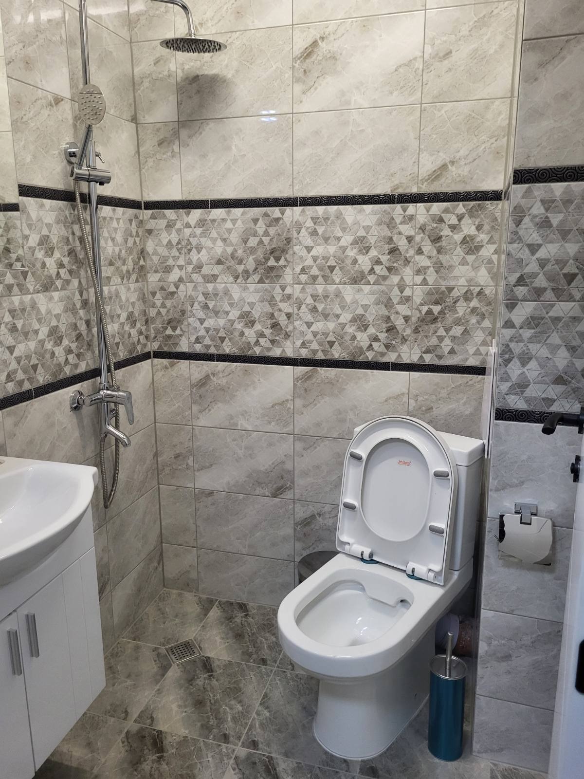 Дава под наем 2-СТАЕН, гр. Пловдив, Център, снимка 4 - Апартаменти - 54105365