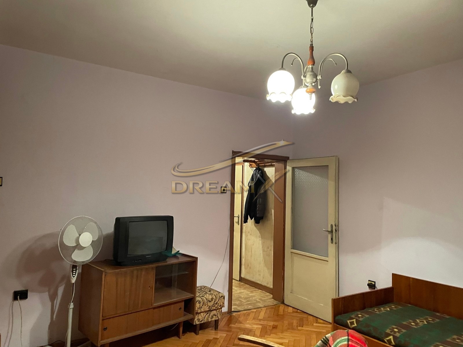 Дава под наем  2-стаен град Пловдив , Център , 70 кв.м | 81535411